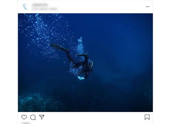 Instagram Photo Download illustration